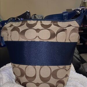 Coach Vintage khaki & Navy Rugby Shoulder /Crossbody Bag 12”W x 10”H x 5”D NWT🌸